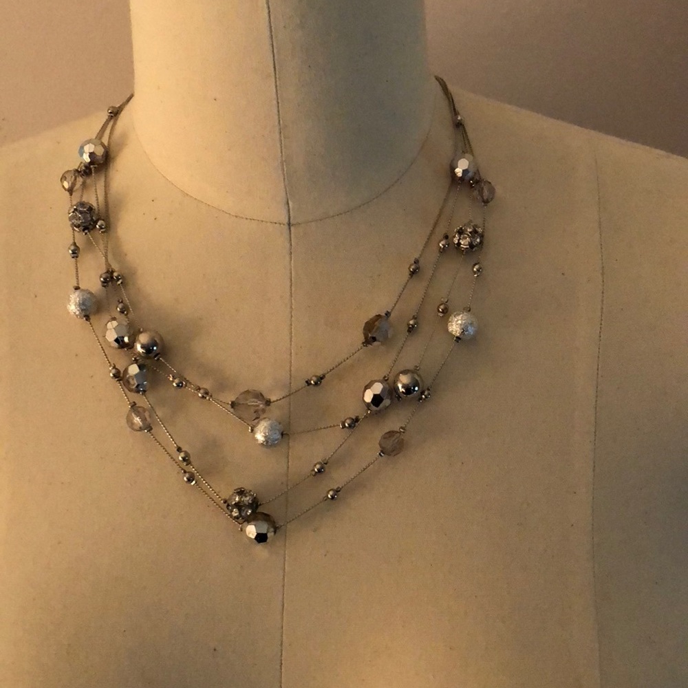 Beaded necklace